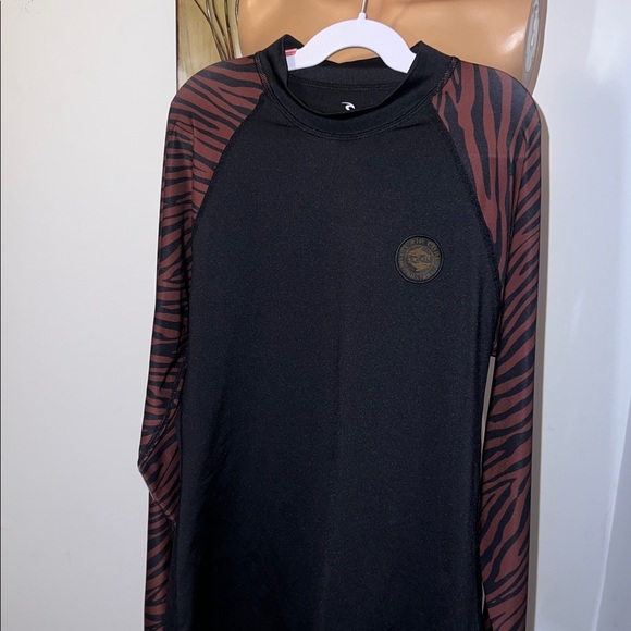 🏖️RIP CURL NWOT L/S RASHGUSTD🏖️ - Picture 3 of 3